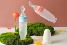 Load image into Gallery viewer, Premium Baby Food Squeeze Feeder Spoon
